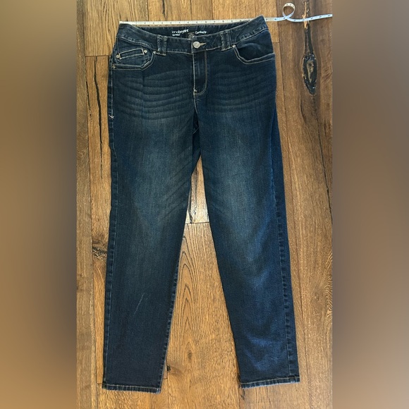 Lane Bryant Skinny Jeans - Picture 2 of 3